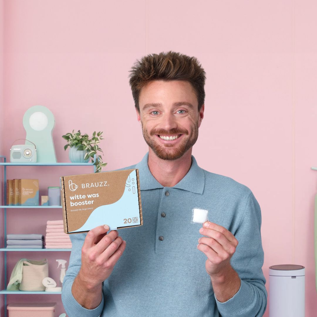 White laundry booster | 2+1