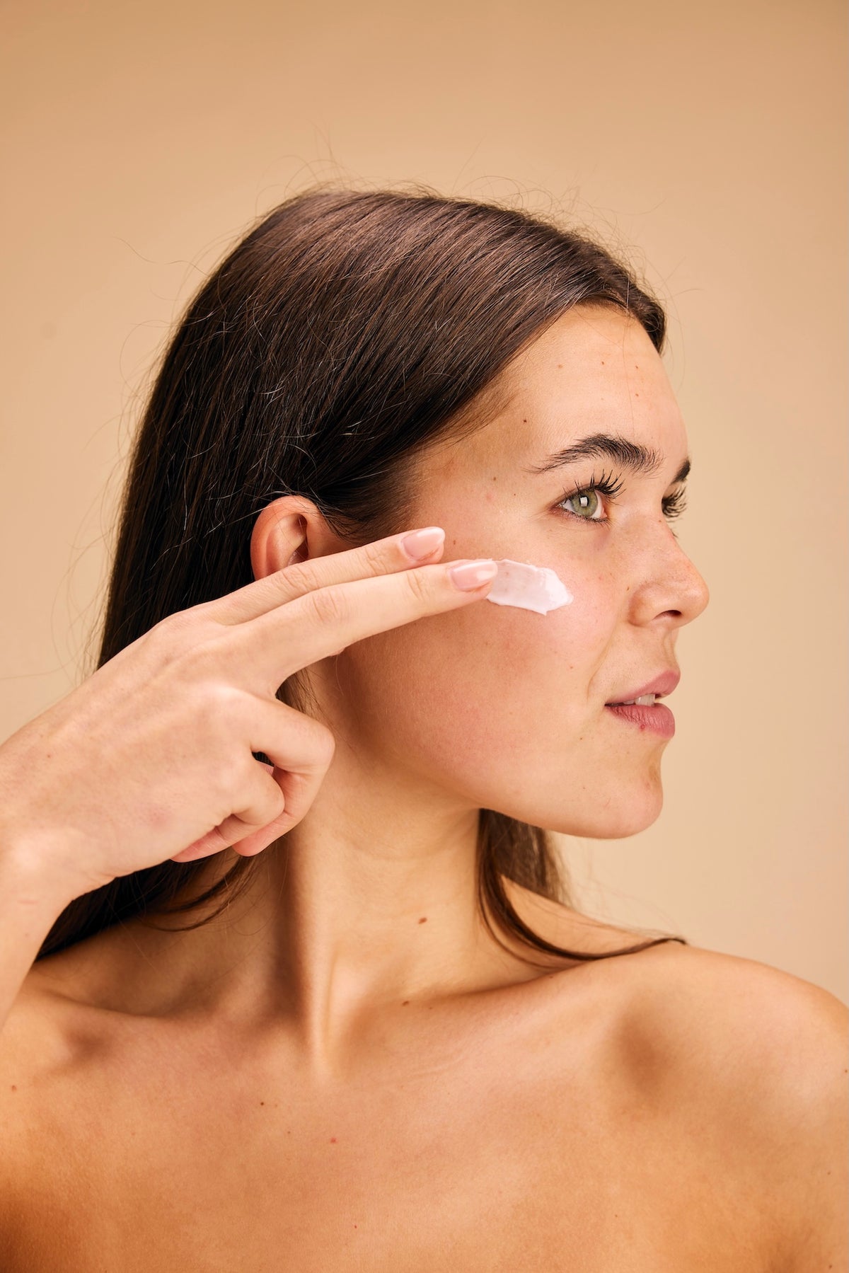 HOE GEBRUIK JE DE DAGCRÈME?